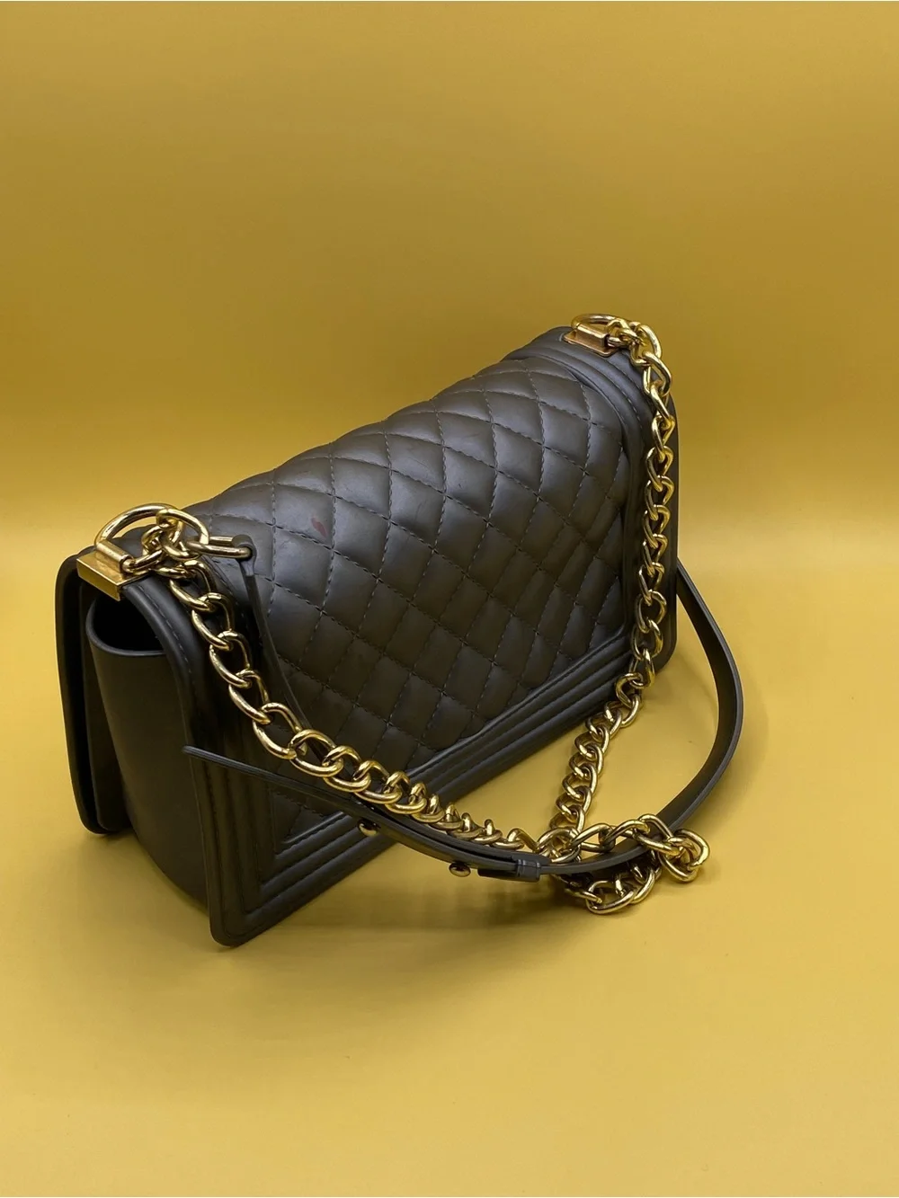 Quilted Rubber Chain Shoulder Bag in Dark Gray with Gold Hardware - Picture 4 of 4
